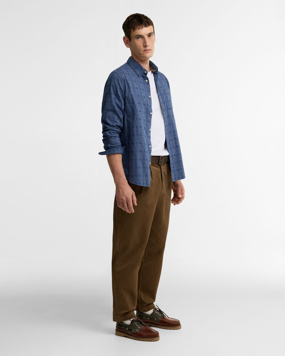Barbour Lantern Tailored Check Long-Sleeved Shirt in Navy
