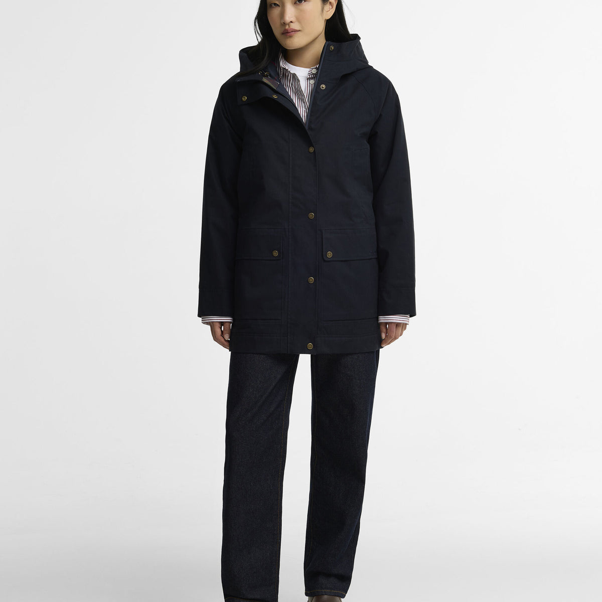 Barbour Winter Beadnell Waterproof Jacket in Deep Navy/Classic