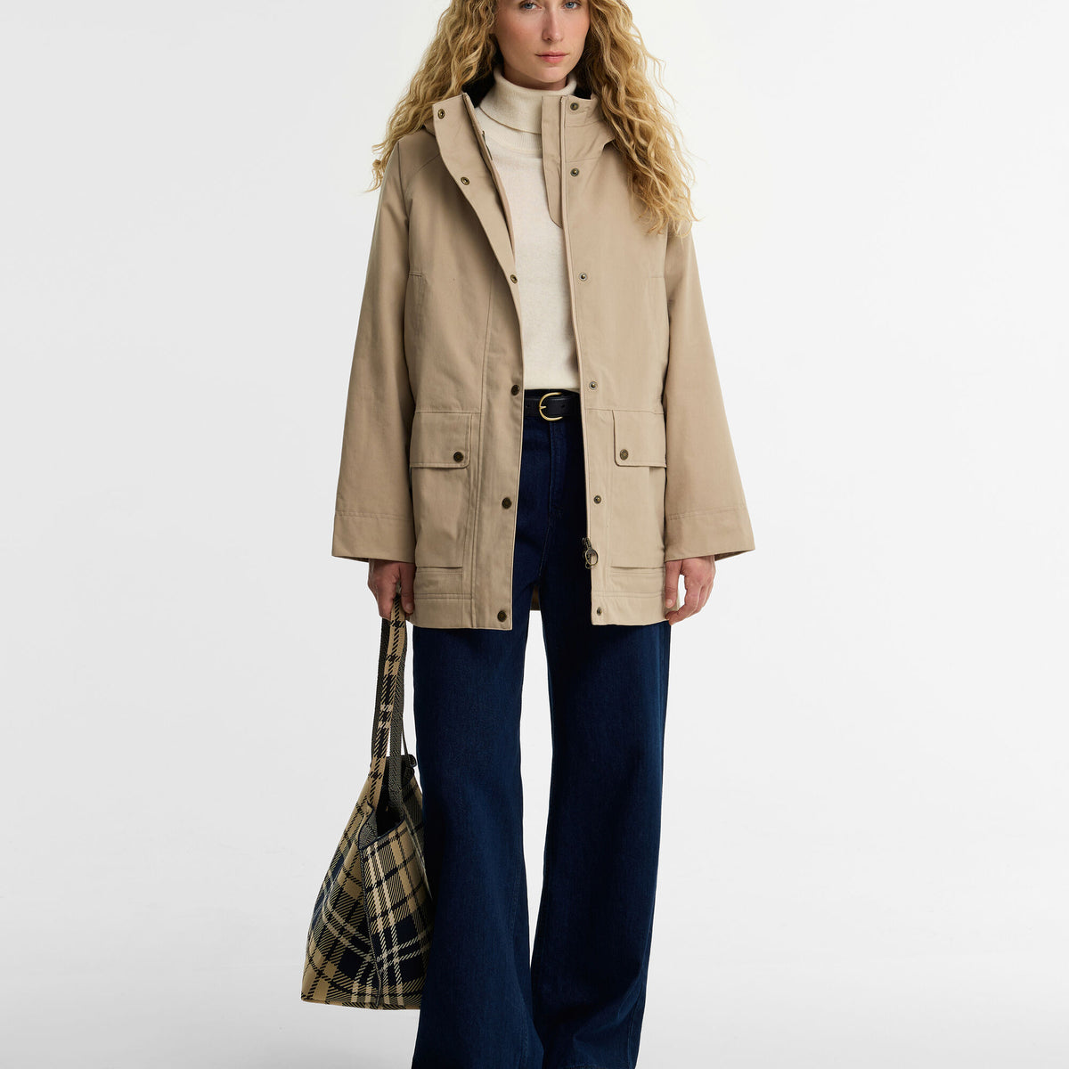 Barbour Winter Beadnell Waterproof Jacket in Sand Dune-Classic