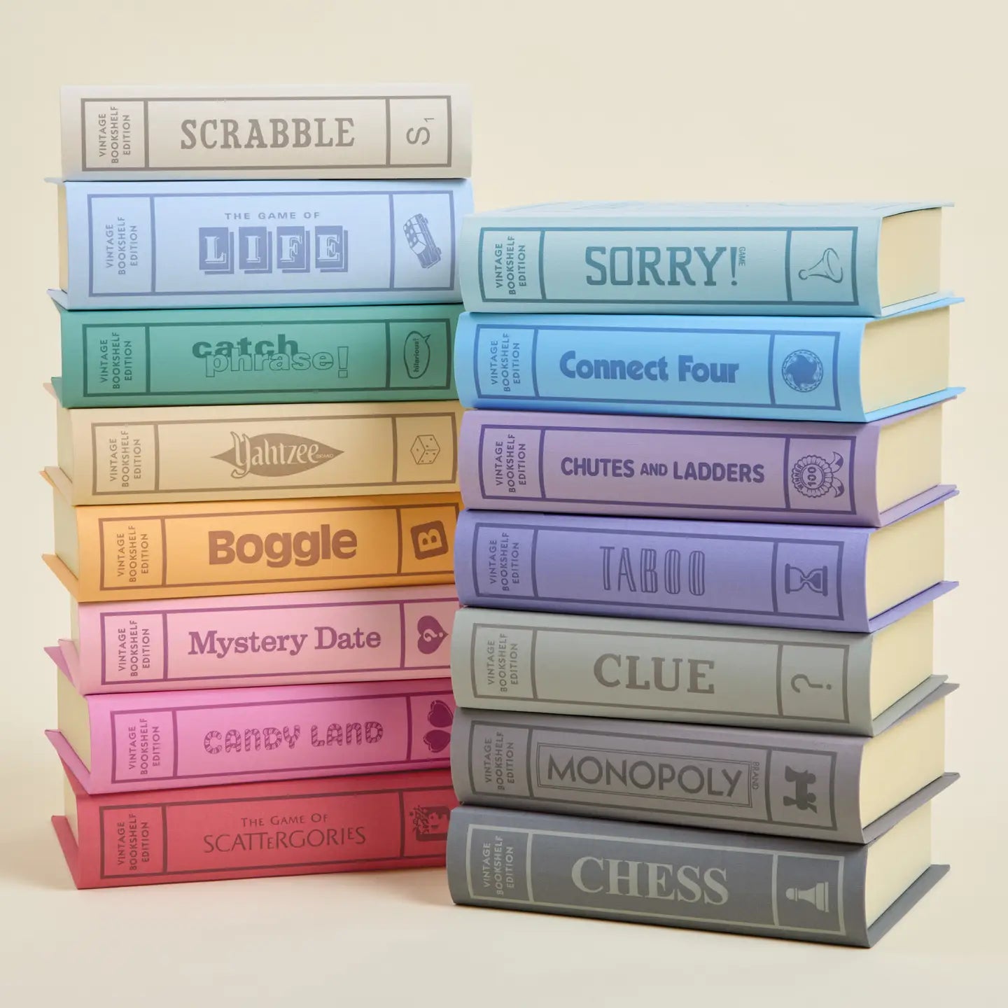 Vintage Bookshelf Game - Trivial Persuit