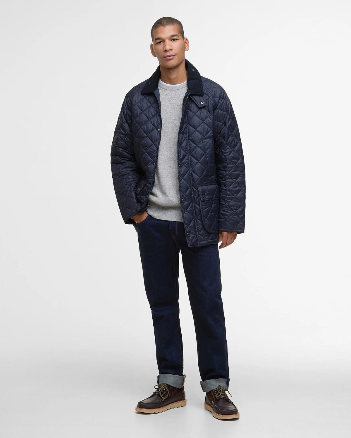 Barbour Essential Bedale Quilt Jacket in Navy