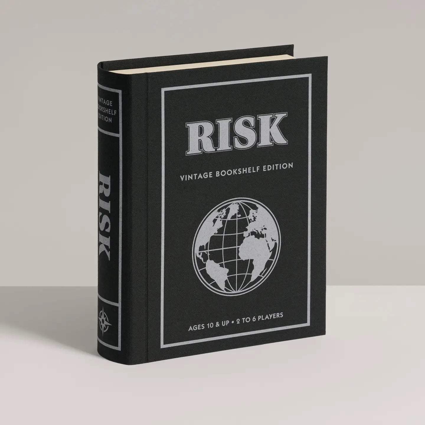 Vintage Bookshelf Game - Risk