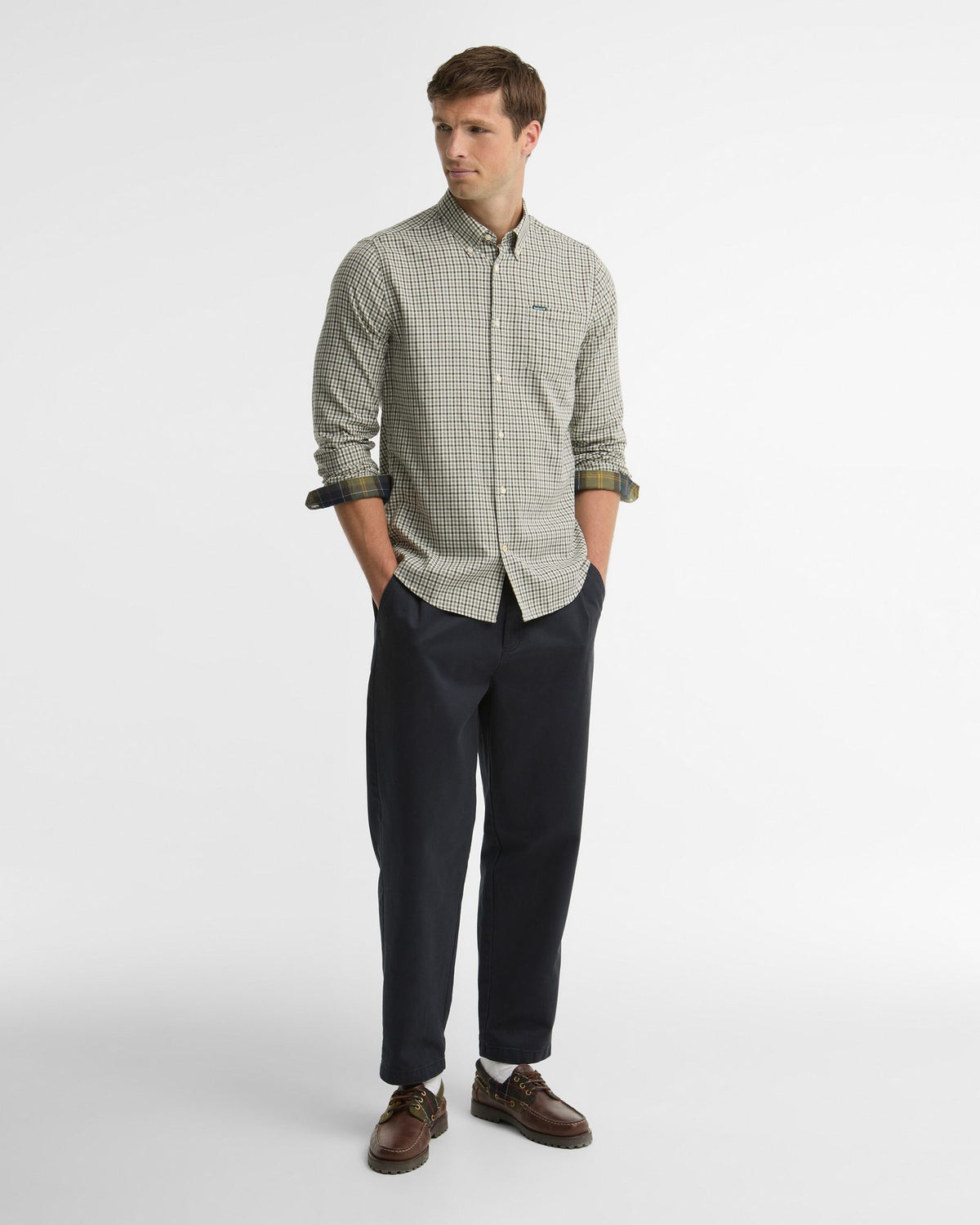 Barbour Padshaw Tailored Long-Sleeved Shirt in Olive