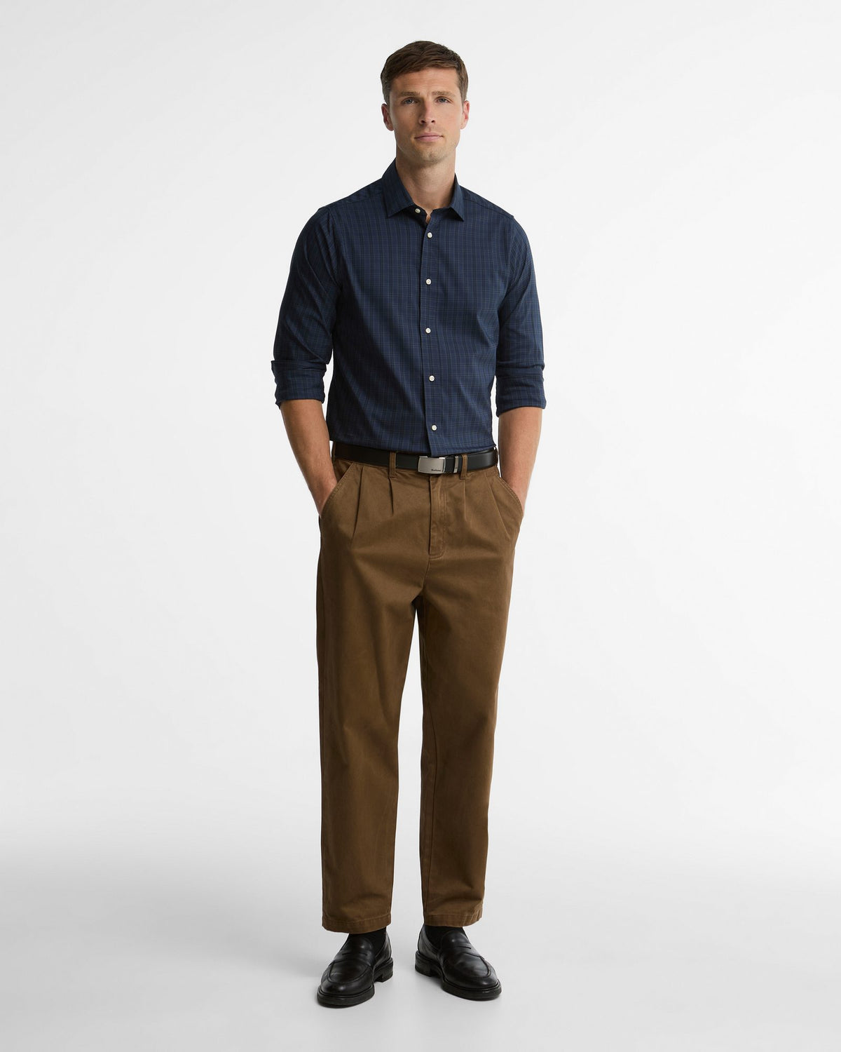 Barbour Harleton Tartan Tailored Long-Sleeved Shirt in Midnight Loch