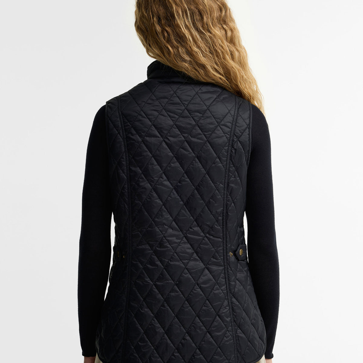 Barbour Otterburn Gilet in Classic Black, image 3