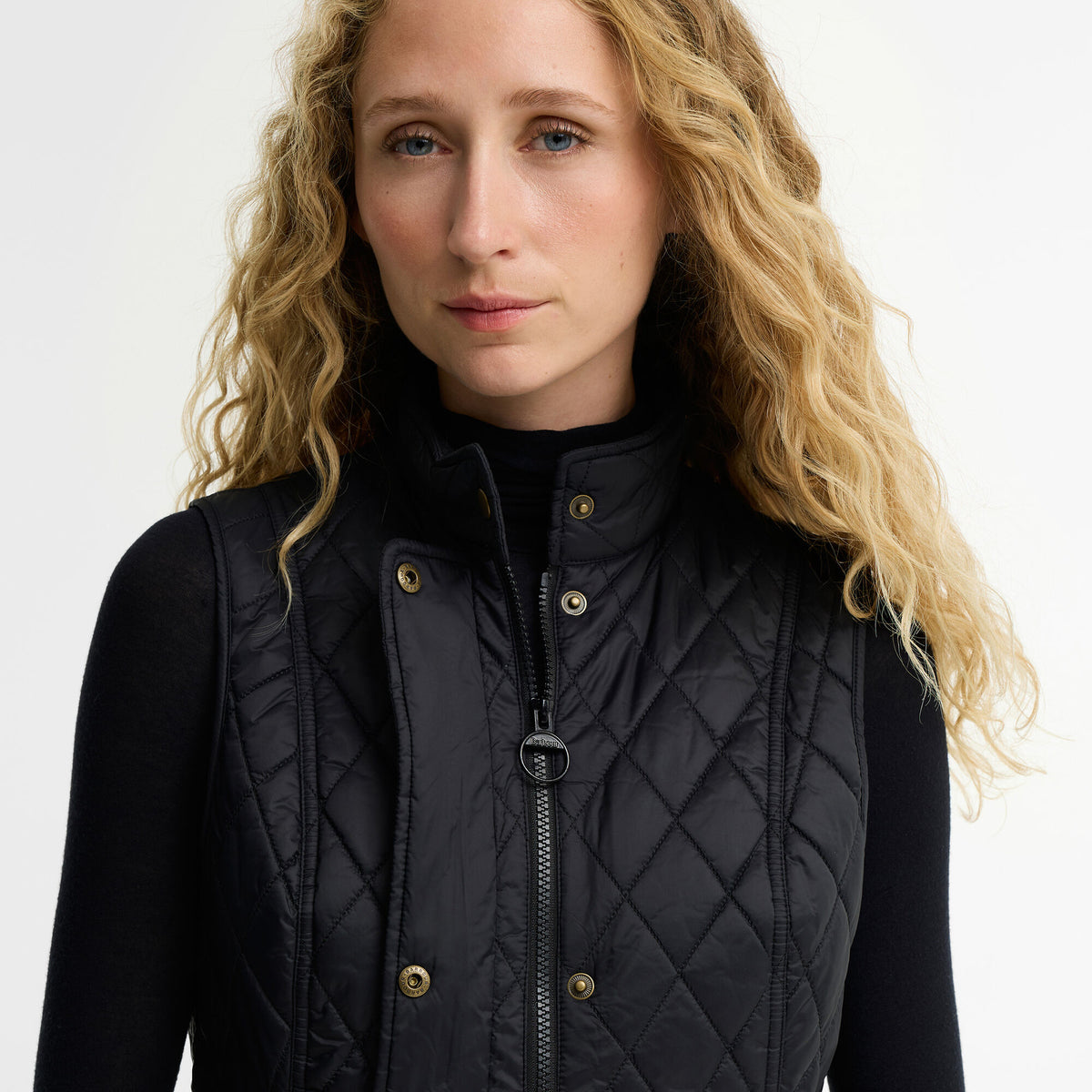Barbour Otterburn Gilet in Classic Black, image 4