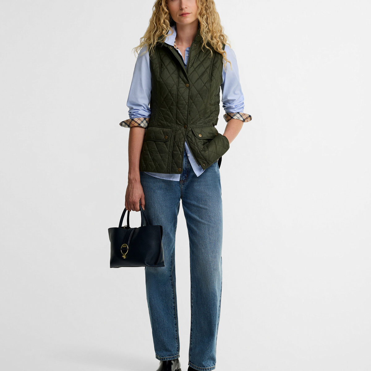 Barbour Otterburn Gilet in Olive, image 2